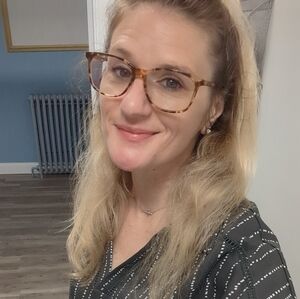 Meet your Posher, Niki